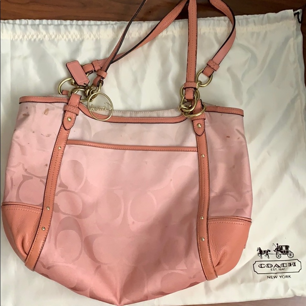 Light pink coach purse *used